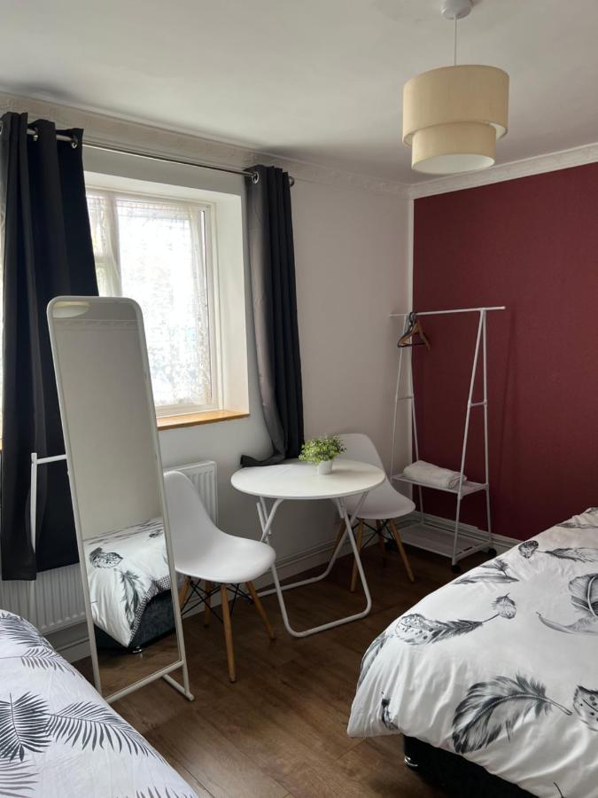 Large Room With Two Bed In Central Лондон Екстер'єр фото